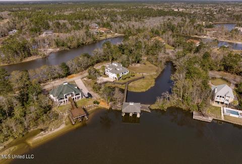 3919 Riverview Dr, Biloxi, MS 39532 photo 83