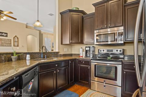 4262 Ritchie Dr, Olive Branch, MS 38654 photo 9