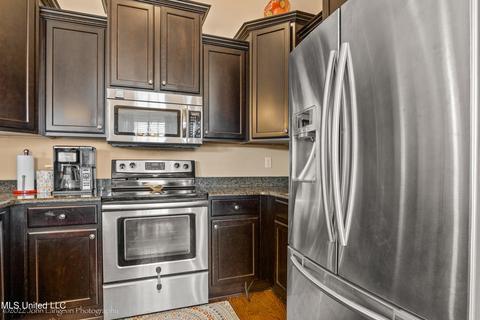 4262 Ritchie Dr, Olive Branch, MS 38654 photo 10