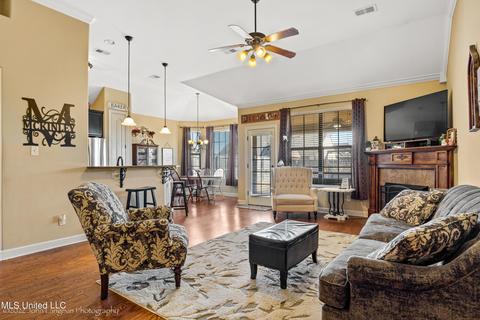 4262 Ritchie Dr, Olive Branch, MS 38654 photo 5