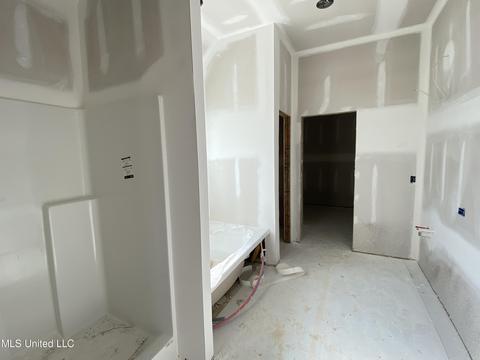 136 St Charles Ave, Florence, MS 39073 photo 8
