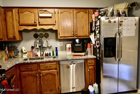 10328 Maplebrook Ln, Olive Branch, MS 38654 photo 5