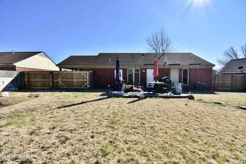10328 Maplebrook Ln, Olive Branch, MS 38654 photo 8