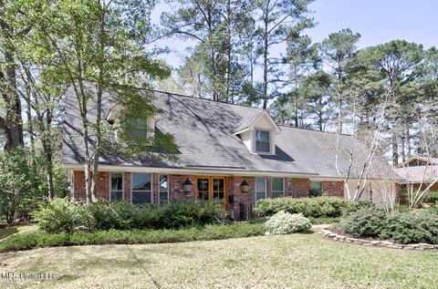 5335 Balmoral Dr, Jackson, MS 39211 photo 1