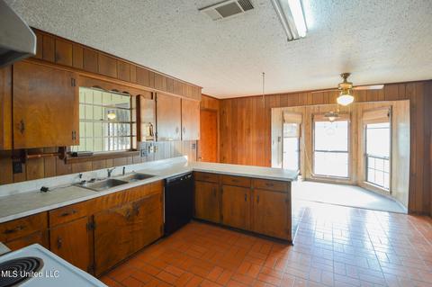 9340 Whites Rd, Weir, MS 39772 photo 11