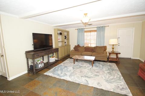 5319 Briarfield Rd, Jackson, MS 39211 photo 5