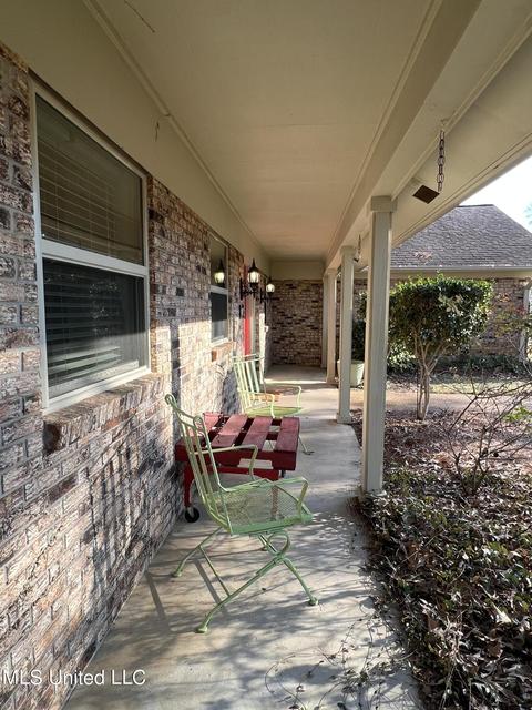 71 Glenway Pl, Brandon, MS 39042 photo 3