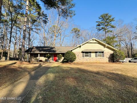 71 Glenway Pl, Brandon, MS 39042 photo 1