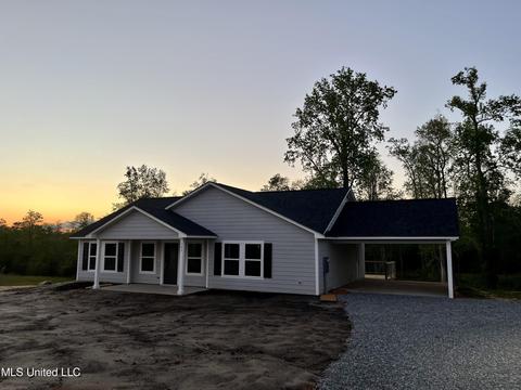 143 Beaver Dam Rd, Mchenry, MS 39561 photo 2