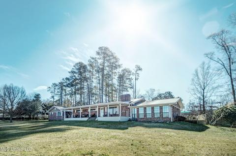 1641 Davis Rd, Terry, MS 39170 photo 2