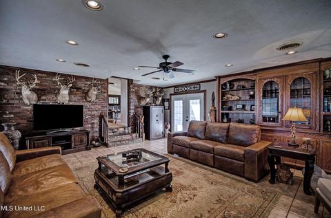 1641 Davis Rd, Terry, MS 39170 photo 10
