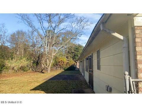 135 Yucca Dr, Jackson, MS 39211 photo 16