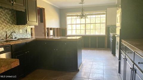 135 Yucca Dr, Jackson, MS 39211 photo 14