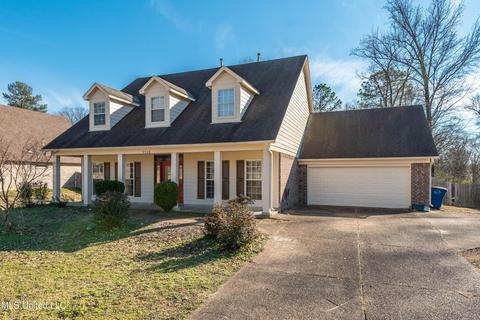9500 Taylor Dr, Olive Branch, MS 38654 photo 2