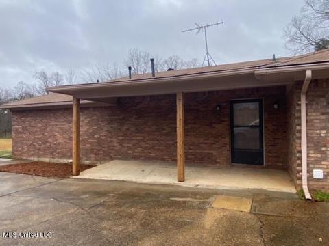 330 White Rd, Florence, MS 39073 photo 3