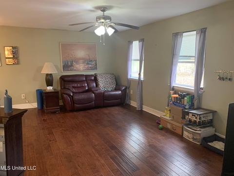 23637 Saucier Lizana Rd, Saucier, MS 39574 photo 3