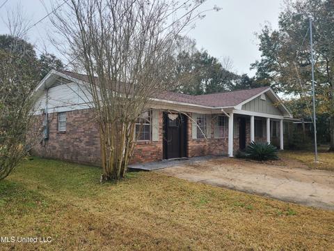 112 Warwick St, Long Beach, MS 39560 photo 4