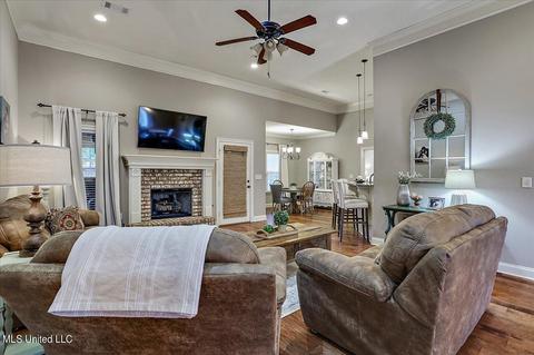 435 Julee Cir, Brandon, MS 39042 photo 9