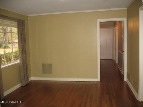 4233 Forest Park Dr, Jackson, MS 39211 photo 8