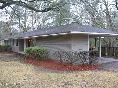 4233 Forest Park Dr, Jackson, MS 39211 photo 5