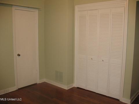 4233 Forest Park Dr, Jackson, MS 39211 photo 23