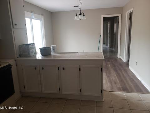 151 Chatham Circle Cir, Jackson, MS 39206 photo 4