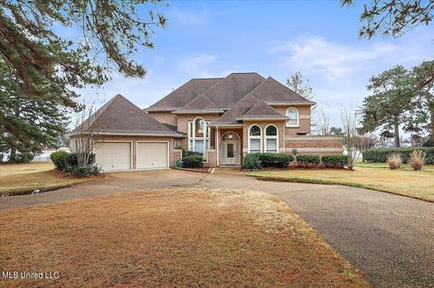 14 Stonegate Dr, Brandon, MS 39042 photo 1