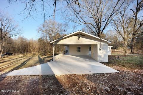 6069 N Mcraven Rd, Jackson, MS 39209 photo 4