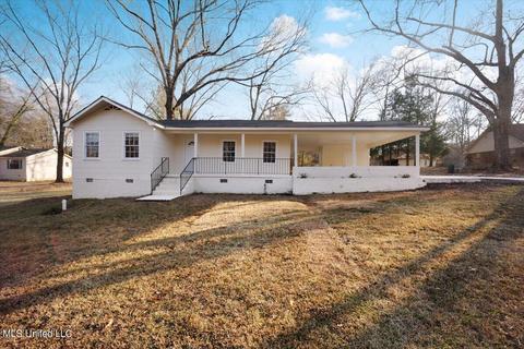 6069 N Mcraven Rd, Jackson, MS 39209 photo 1