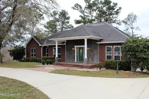 130 Sandra Parker Dr, Lucedale, MS 39452 photo 1
