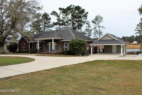130 Sandra Parker Dr, Lucedale, MS 39452 photo 2