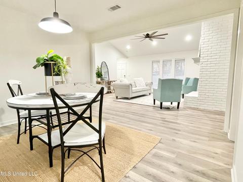 22 Crossgates Dr, Brandon, MS 39042 photo 8