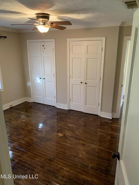310 Colonial Cir, Jackson, MS 39211 photo 3