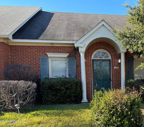 129 N Brighton Drive Dr, Jackson, MS 39211 photo 1