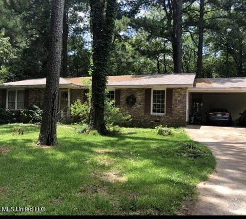3141 Peterson Dr, Jackson, MS 39212 photo 1