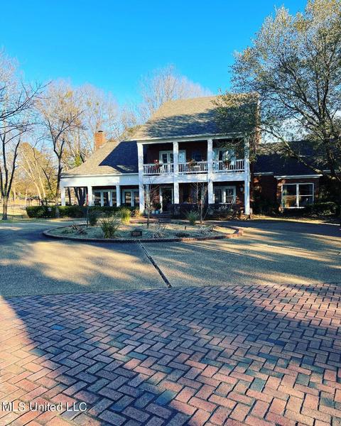1010 Hackberry Ln, Canton, MS 39046 photo 1