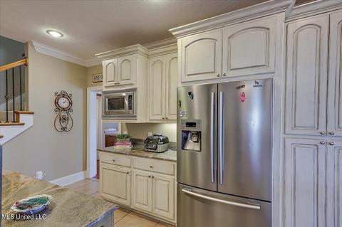 100 Sagefield Dr, Canton, MS 39046 photo 9