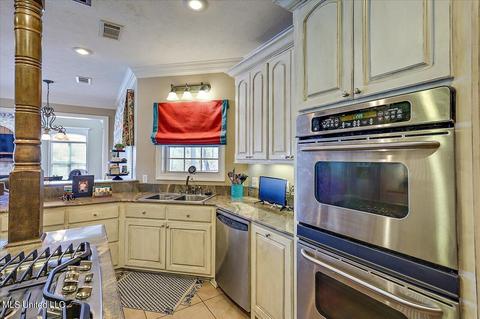 100 Sagefield Dr, Canton, MS 39046 photo 11
