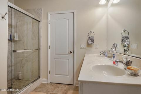 233 S Lang Ave, Long Beach, MS 39560 photo 19