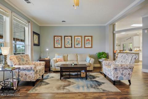 233 S Lang Ave, Long Beach, MS 39560 photo 6