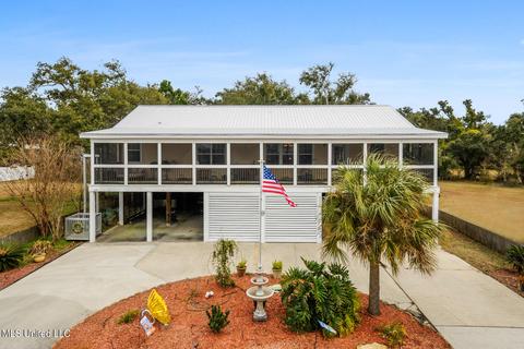 233 S Lang Ave, Long Beach, MS 39560 photo 1