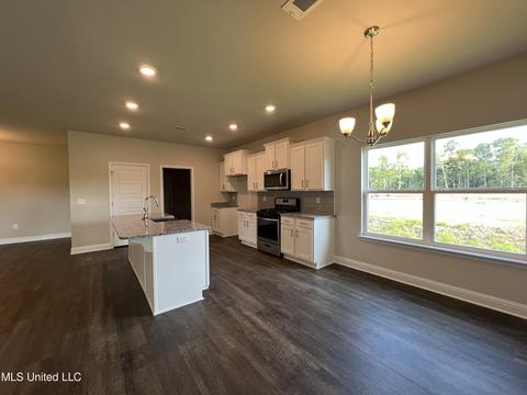 7014 Crawford Dr, Long Beach, MS 39560 photo 38