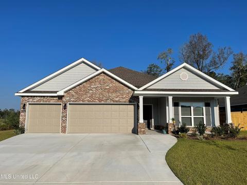 7014 Crawford Dr, Long Beach, MS 39560 photo 1