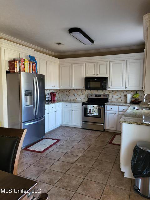 225 Tucker Dr, Brandon, MS 39042 photo 4