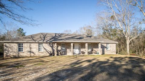19112 Pete Hickman Rd, Saucier, MS 39574 photo 1