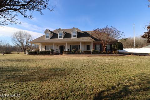 12405 Hillary Step Dr, Olive Branch, MS 38654 photo 2