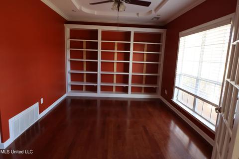 12405 Hillary Step Dr, Olive Branch, MS 38654 photo 5