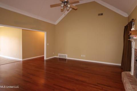 12405 Hillary Step Dr, Olive Branch, MS 38654 photo 7