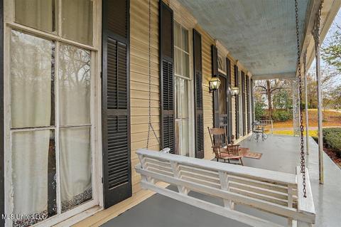 203 Jackson St, Edwards, MS 39066 photo 6