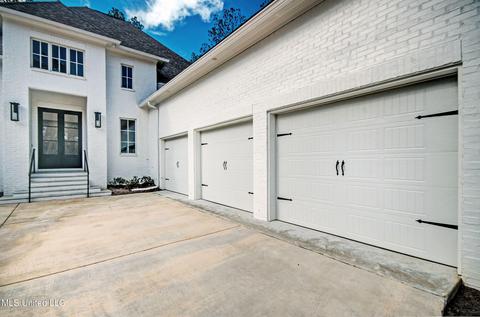 109 Honours Ln, Madison, MS 39110 photo 3